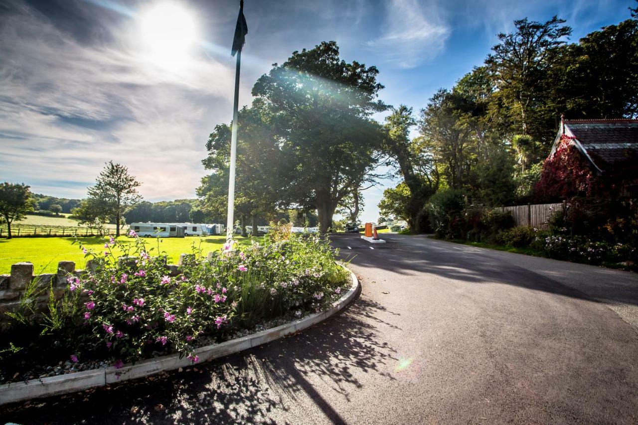 Coed Helen Holiday Park Hotel Caernarfon Exterior photo